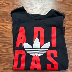 Adidas T-shirt size medium